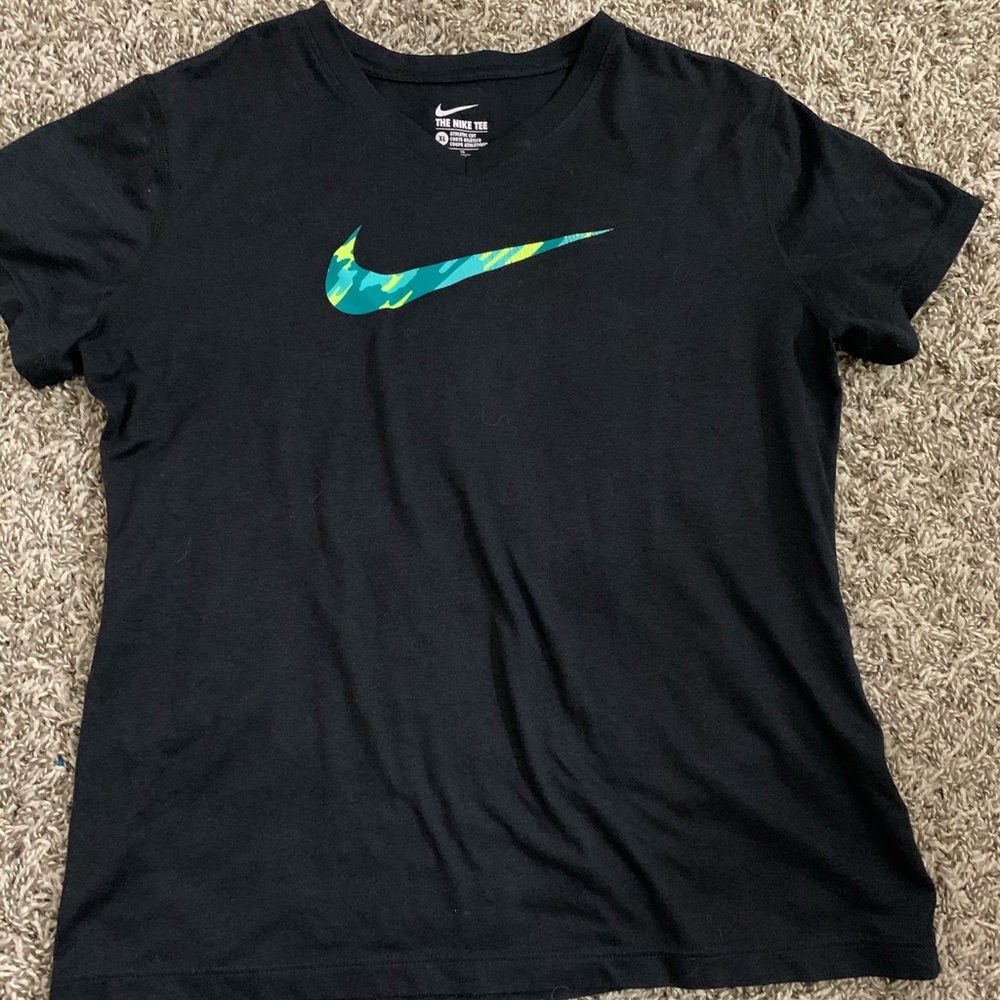 Nike T-shirt